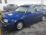 Volkswagen Golf 1997 годаfor2 750 000 тг. в Аксукент