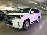 Lexus LX 570 2016 года за 31 950 000 тг. в Астана – фото 3