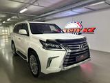 Lexus LX 570 2016 годаfor31 700 000 тг. в Астана