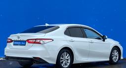 Toyota Camry 2018 года за 12 210 000 тг. в Алматы – фото 3