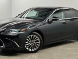 Lexus ES 250 Luxury 2.5 2023 года за 29 000 000 тг. в Алматы