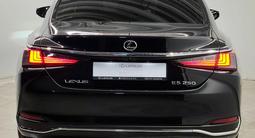 Lexus ES 250 Luxury 2.5 2023 года за 28 000 000 тг. в Алматы – фото 5