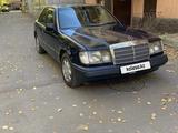 Mercedes-Benz E 260 1990 года за 2 377 777 тг. в Караганда