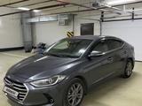 Hyundai Elantra 2018 года за 7 700 000 тг. в Астана – фото 3