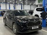 Toyota Highlander 2022 годаүшін27 500 000 тг. в Уральск