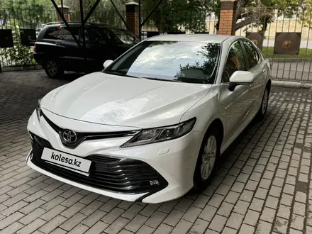 Toyota Camry 2018 года за 14 200 000 тг. в Караганда – фото 5