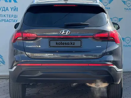 Hyundai Santa Fe 2021 года за 15 850 000 тг. в Алматы – фото 3