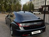 Hyundai Sonata 2021 годаүшін8 000 000 тг. в Караганда – фото 3