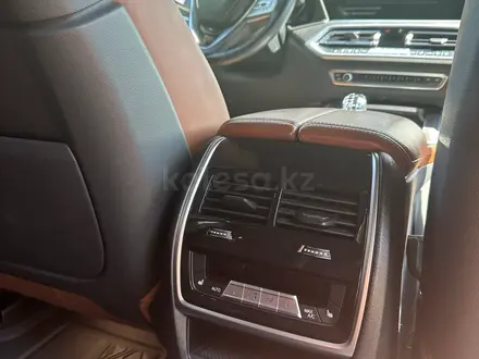 BMW X7 2021 года за 47 500 000 тг. в Астана – фото 11