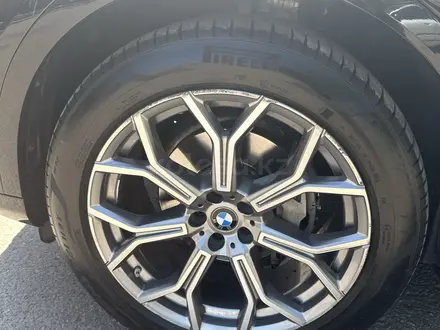BMW X7 2021 года за 47 500 000 тг. в Астана – фото 9