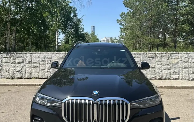 BMW X7 2021 года за 47 500 000 тг. в Астана