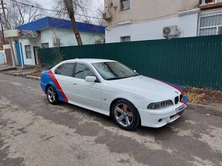 BMW 528 1997 года за 4 000 000 тг. в Атырау – фото 20