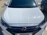 Hyundai Elantra 2020 года за 8 600 000 тг. в Атырау – фото 3