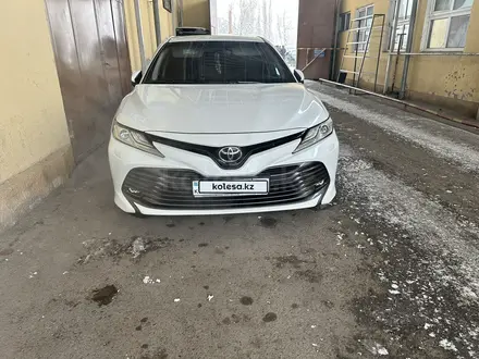 Toyota Camry 2018 года за 14 200 000 тг. в Тараз – фото 6