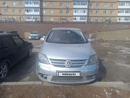 Volkswagen Golf Plus 2008 года за 3 000 000 тг. в Астана – фото 3