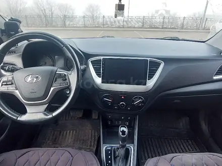 Hyundai Accent 2018 года за 6 700 000 тг. в Караганда – фото 10