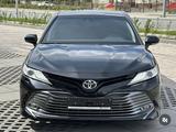 Toyota Camry 2019 годаfor13 500 000 тг. в Актобе – фото 3