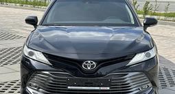 Toyota Camry 2019 года за 13 400 000 тг. в Актобе – фото 3