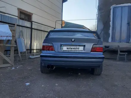 BMW 325 1993 года за 2 200 000 тг. в Алматы – фото 2