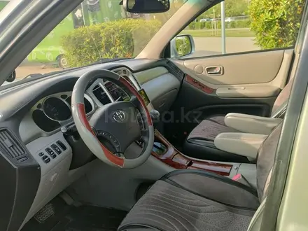 Toyota Highlander 2005 года за 6 950 000 тг. в Алматы – фото 10