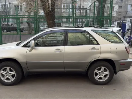 Lexus RX 300 2000 года за 5 300 000 тг. в Алматы – фото 2