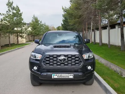 Toyota Tacoma 2023 года за 25 900 000 тг. в Алматы – фото 3