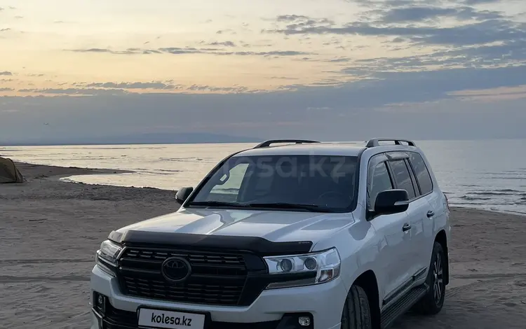 Toyota Land Cruiser 2020 годаүшін34 000 000 тг. в Алматы