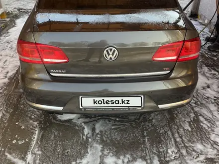 Volkswagen Passat 2013 года за 5 500 000 тг. в Алматы – фото 4