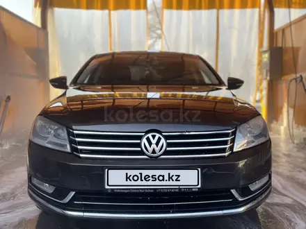 Volkswagen Passat 2013 года за 5 500 000 тг. в Алматы