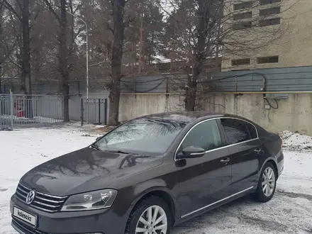 Volkswagen Passat 2013 года за 5 500 000 тг. в Алматы – фото 9