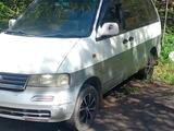 Nissan Largo 1996 года за 1 200 000 тг. в Усть-Каменогорск