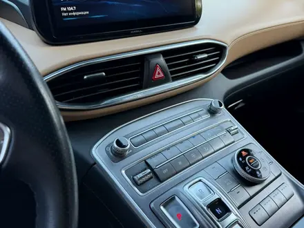 Hyundai Santa Fe 2021 года за 14 200 000 тг. в Алматы – фото 14