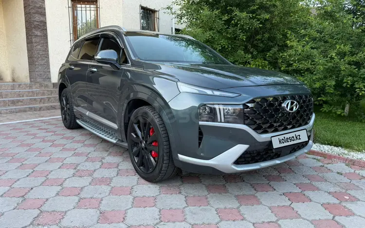 Hyundai Santa Fe 2021 года за 14 200 000 тг. в Алматы