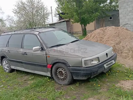 Volkswagen Passat 1992 года за 590 000 тг. в Алматы – фото 2