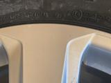 Диски от тойоты Land Cruiser 300 новый оригинал с резинойүшін450 000 тг. в Актобе – фото 4