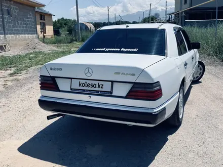 Mercedes-Benz E 230 1990 года за 750 000 тг. в Алматы – фото 3
