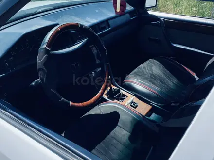 Mercedes-Benz E 230 1990 года за 750 000 тг. в Алматы – фото 7