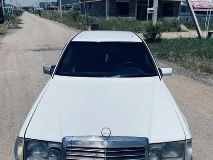 Mercedes-Benz E 230 1990 года за 750 000 тг. в Алматы – фото 6