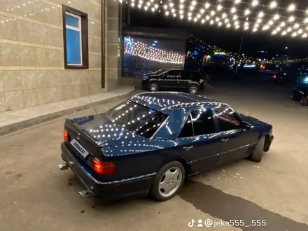 Mercedes-Benz E 260 1990 года за 2 650 000 тг. в Караганда – фото 6