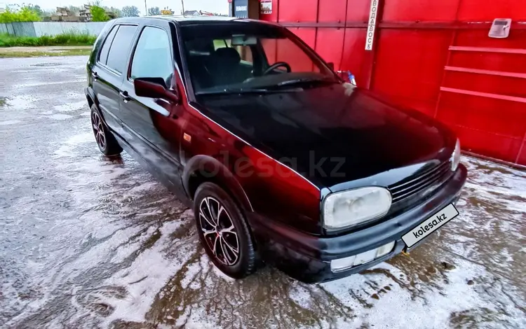 Volkswagen Golf 1993 годаfor1 600 000 тг. в Щучинск