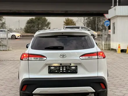 Toyota Corolla Cross 2024 года за 10 490 000 тг. в Алматы – фото 5