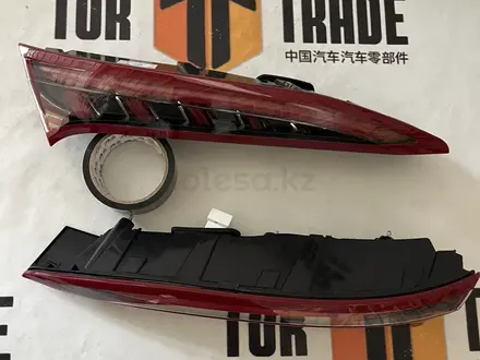 Крышка багажника Hongqi eq-m5 за 100 000 тг. в Алматы – фото 16