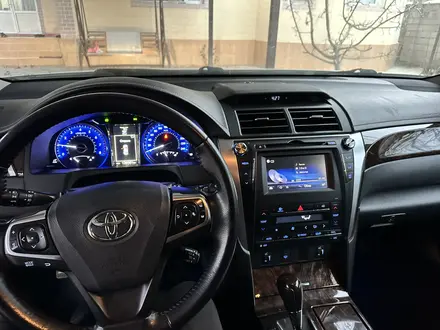 Toyota Camry 2015 года за 11 000 000 тг. в Шымкент – фото 5