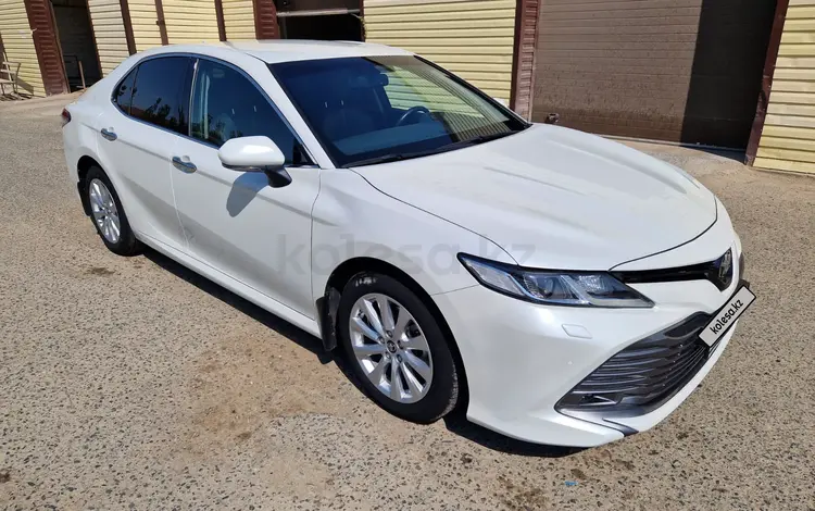 Toyota Camry 2020 годаүшін16 500 000 тг. в Атырау