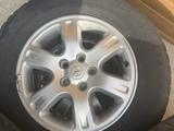 Диски TOYOTA LEXUS 16 в отличном состоянии с резиной 215/70/16 за 140 000 тг. в Алматы – фото 4