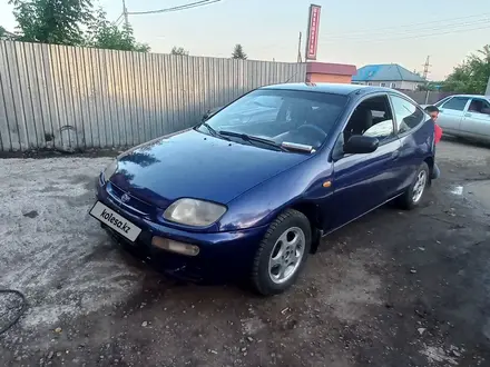 Mazda 323 1995 года за 2 200 000 тг. в Усть-Каменогорск – фото 2