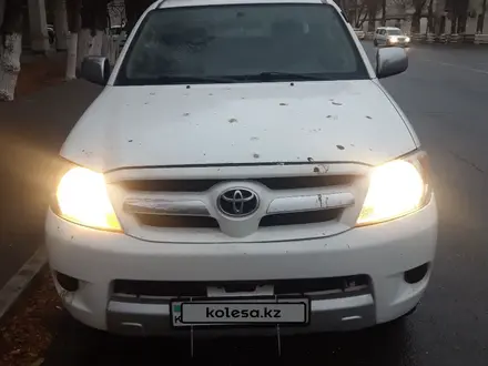 Toyota Hilux 2006 года за 5 400 000 тг. в Атырау