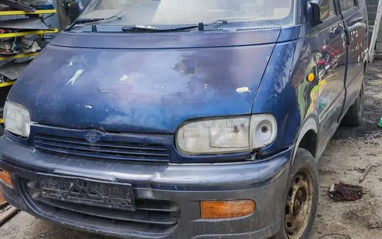 Nissan Serena 1994 года за 300 000 тг. в Алматы