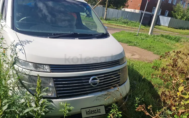 Nissan Elgrand 2003 года за 2 300 000 тг. в Астана