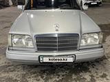 Mercedes-Benz E 280 1993 года за 2 400 000 тг. в Шымкент